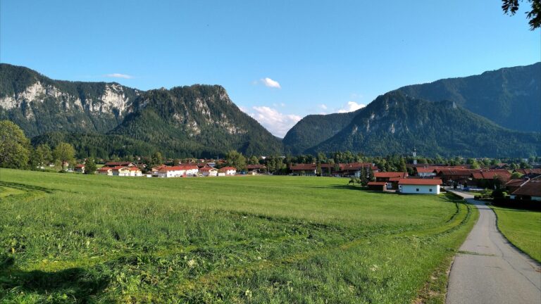 inzell_1 3 Länder Tour Kurven zwischen Alpen, Adria und Soča