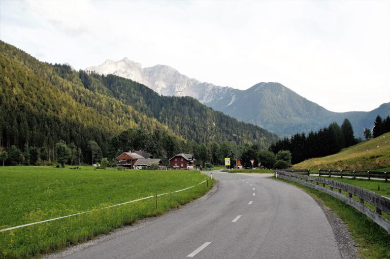 julische-alpen_1 3 Länder Tour Kurven zwischen Alpen, Adria und Soča